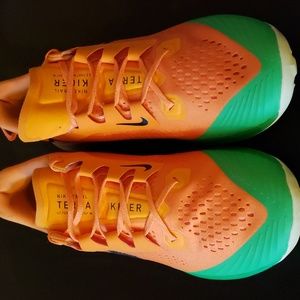 Nike Air Zoom Terra King 6 "kumquat"